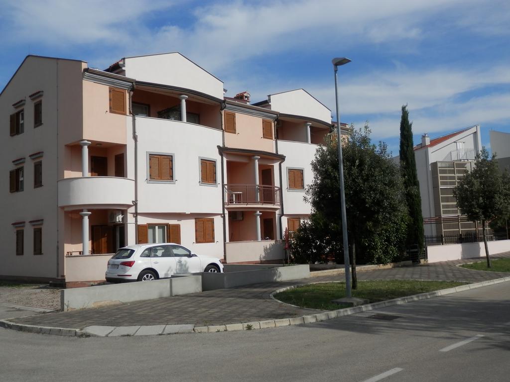 Nautica Ii Apartment